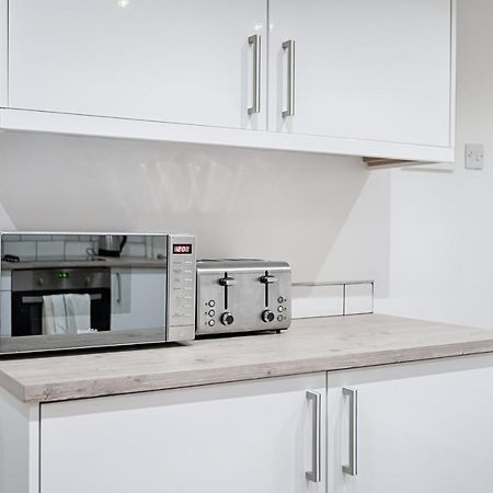 Parking, Smart Tv'S In All Rooms! Swansea Eksteriør bilde