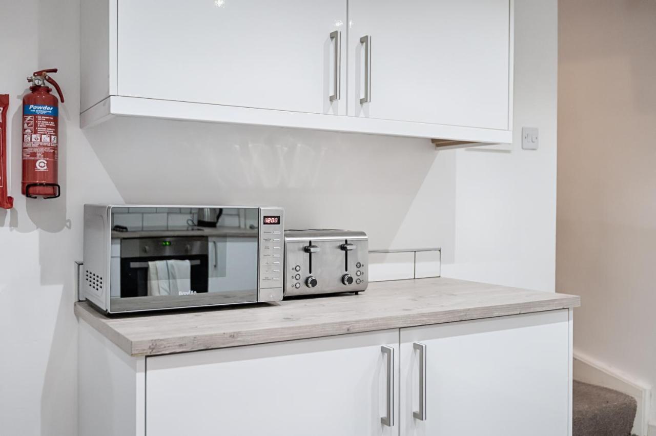 Parking, Smart Tv'S In All Rooms! Swansea Eksteriør bilde
