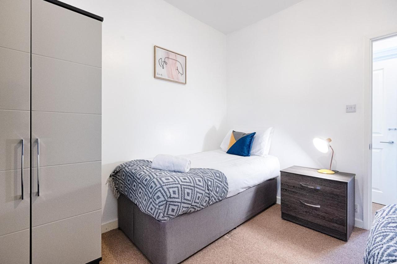 Parking, Smart Tv'S In All Rooms! Swansea Eksteriør bilde