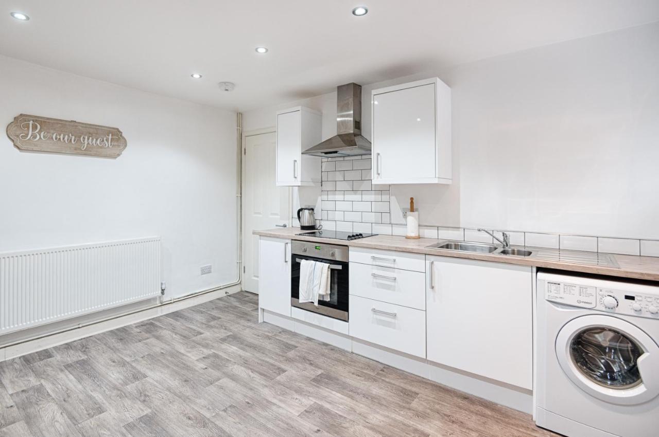 Parking, Smart Tv'S In All Rooms! Swansea Eksteriør bilde